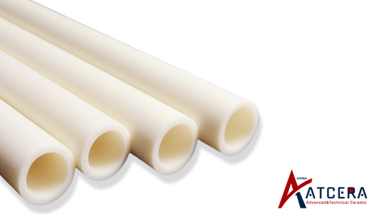 In che modo i tubi in ceramica di allumina ad elevata purezza al 99,7% migliorano le applicazioni con forni ad alta temperatura?